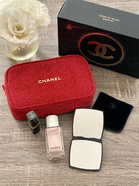 chanel makeup bag gift set|Chanel gift set price.